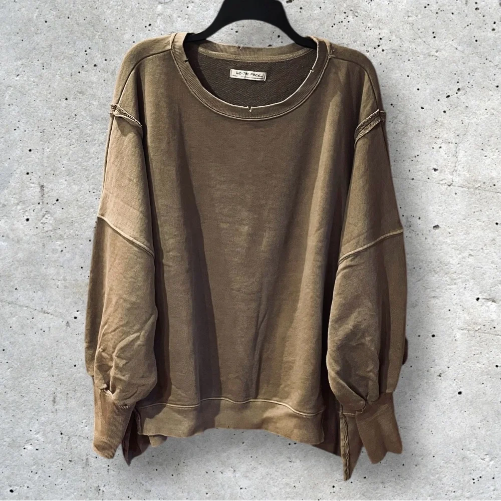 NWOT Free People Camden Sweatshirt